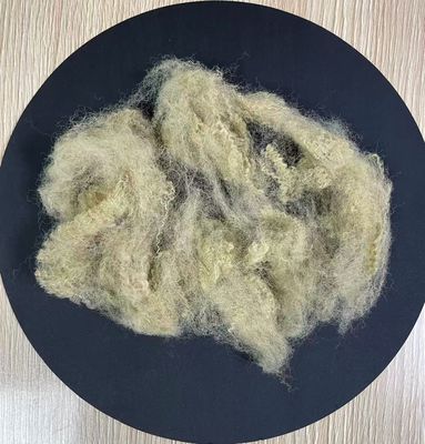 سعر جيد ألياف البوليستر المعاد تدويرها 6D 64mm بيج صديقة للبيئة الانترنت