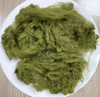 سعر جيد Recycled Polyester Staple Fiber with 255-265°C Melting Point in Bright Army Green and High Wrinkle Resistance الانترنت