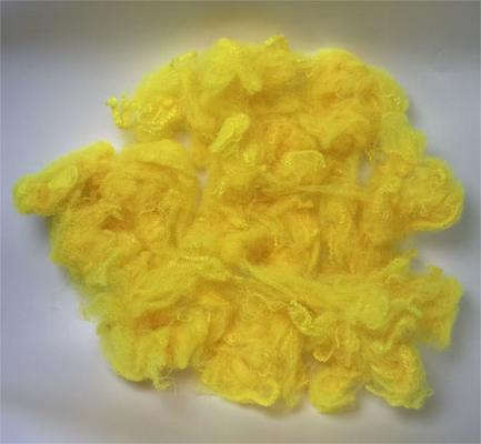سعر جيد Recycled Polyester Staple Fiber with 20-40% Elongation 32-152mm Cut Length and 0.15-0.3% Oil Content الانترنت