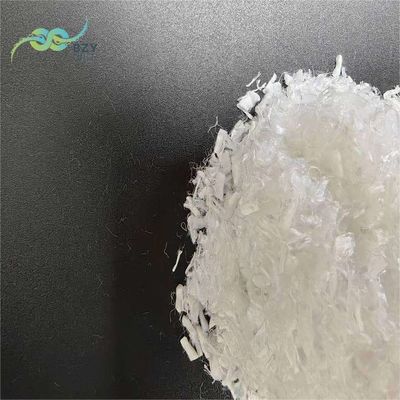 سعر جيد PET منخفضة القشرة الألياف قصيرة للغاية الاحتفاظ بالحرارة ألياف البوليستر المعاد تدويرها لملء الانترنت