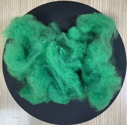 سعر جيد ألياف البوليستر المعاد تدويرها 8D 65mm عميقة أخضر زمرد الانترنت