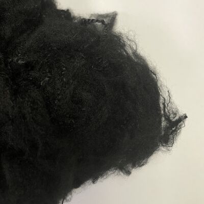 سعر جيد 2.5D*64 مم ألياف مجوفة سوداء بكر معاد تدويرها ثنائية الأبعاد، مناسبة لملء الفراش والوسائد والوسائد وأقمشة الأرائك الانترنت