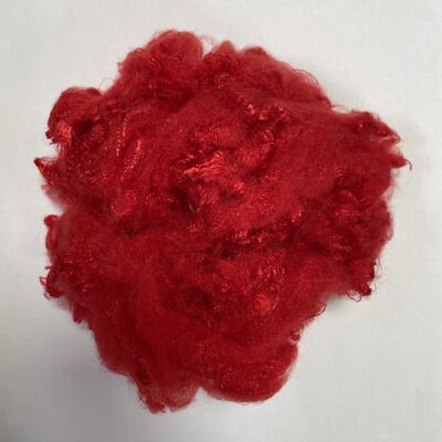 سعر جيد لصناعة الخيوط النسيجية 2.78D * 38MM الألياف العاجزة البوليستر الحمراء الساطعة، الألياف الموحدة ذات اللون المرن العالي الانترنت
